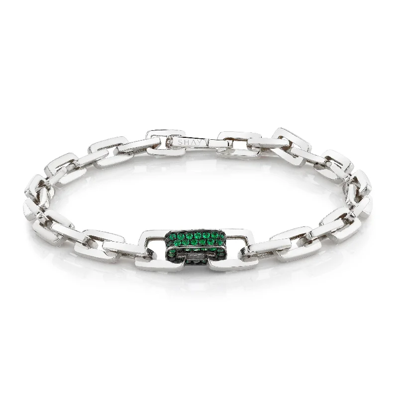 White Gold/Green Garnet