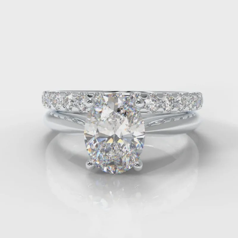 dainty rings for women -Carrée Solitaire Oval Diamond Bridal Set