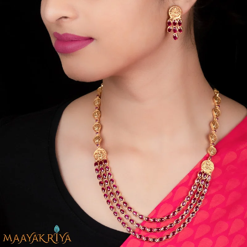 women’s necklaces -Surabhi Necklace Set