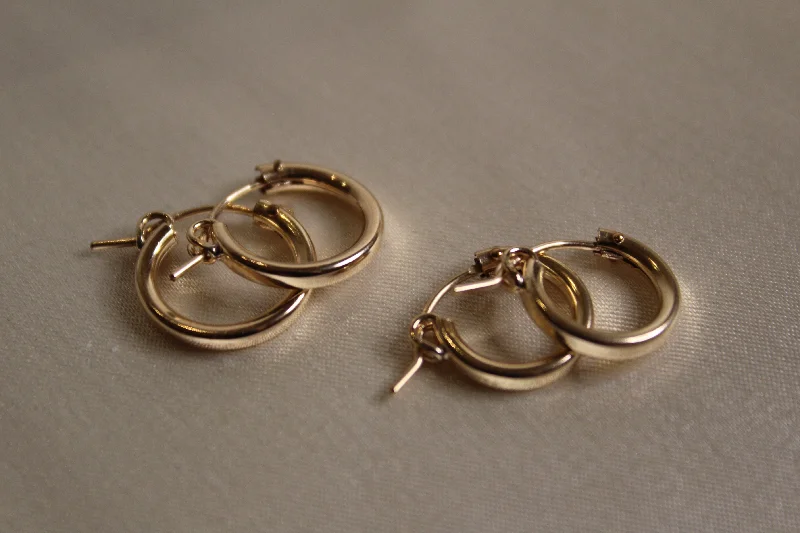 elegant earrings for women -Your everyday gold hoops