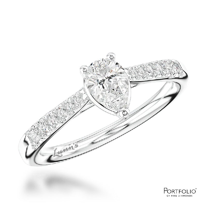 luxury platinum rings -Solitaire 0.30ct G SI1 Diamond Platinum Ring