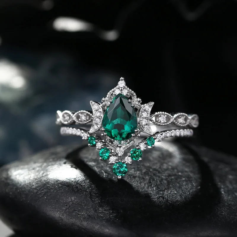 women’s contemporary engagement rings -Crescent Moon | Pear Cut Lab Emerald Engagement Ring Set 2PCS 18K