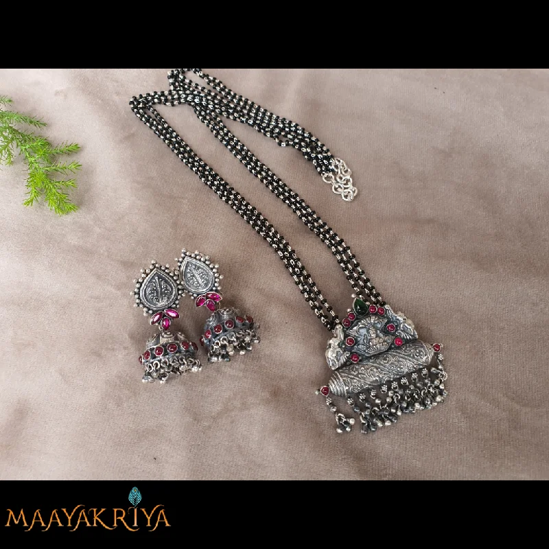 charm necklaces for women -Vibhuti Necklace Set